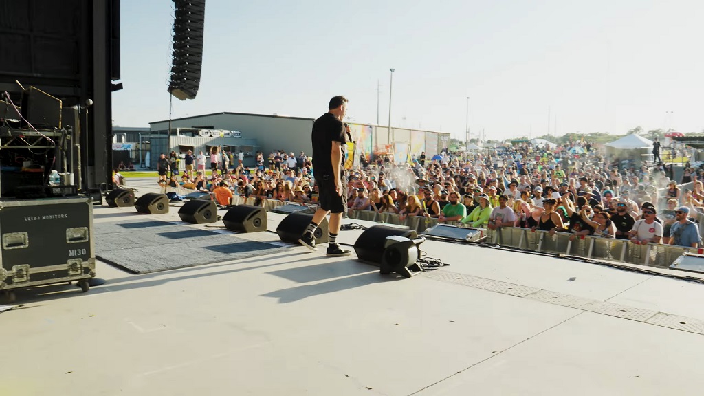 Daytime concert at the Florida Groves Fest